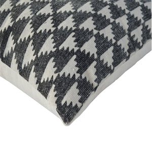 Durrie Cushion